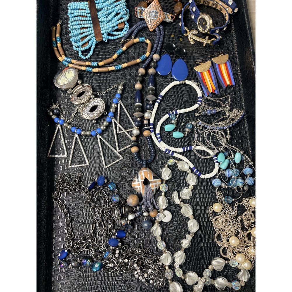 Mixed Fashion Bulk Jewelry Lot Wearable to Craft Pieces 1lb 5oz
